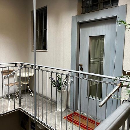 Bilocale zona Arena Apartment Milano Exterior foto