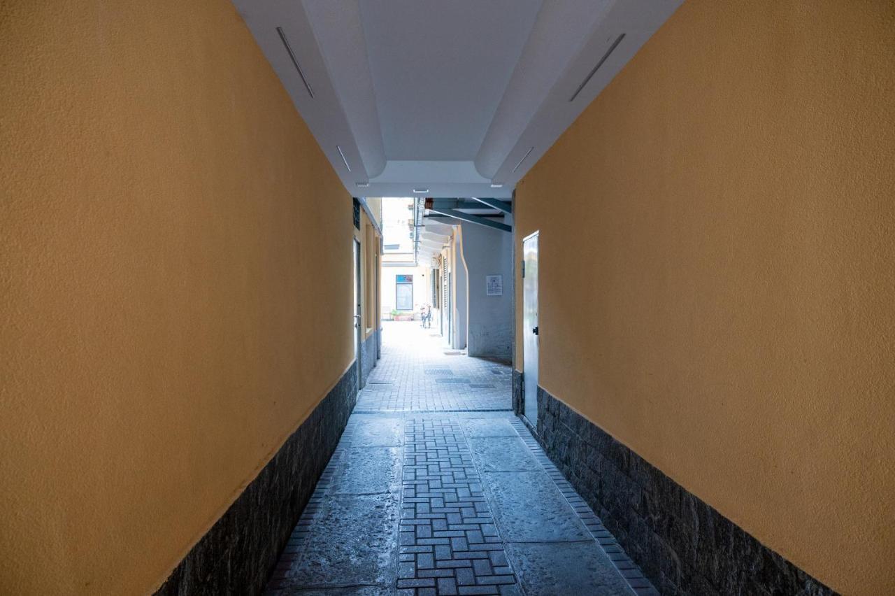 Bilocale zona Arena Apartment Milano Exterior foto